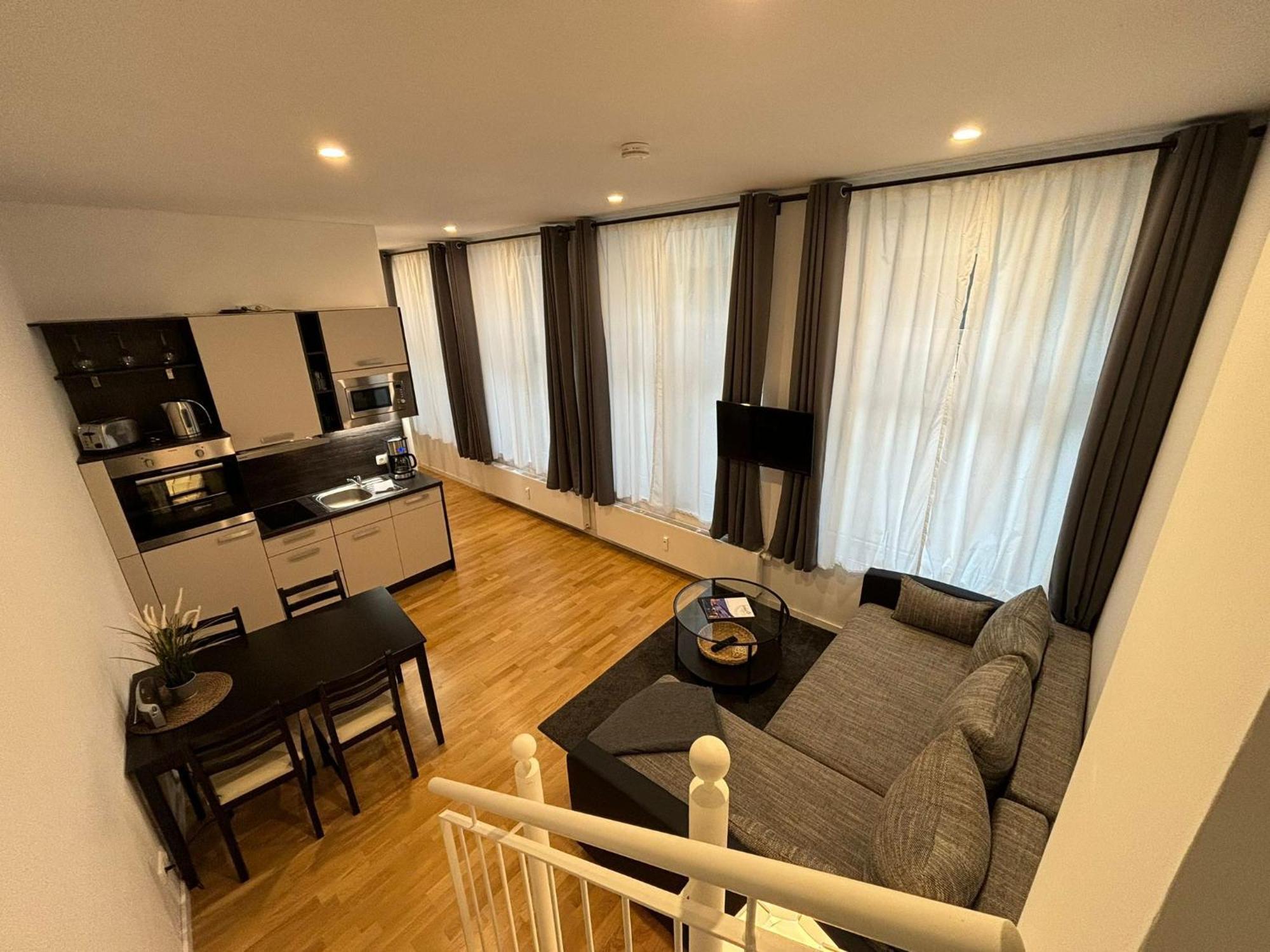 Apartments Am Kaisersaal แอร์ฟวร์ท ภายนอก รูปภาพ