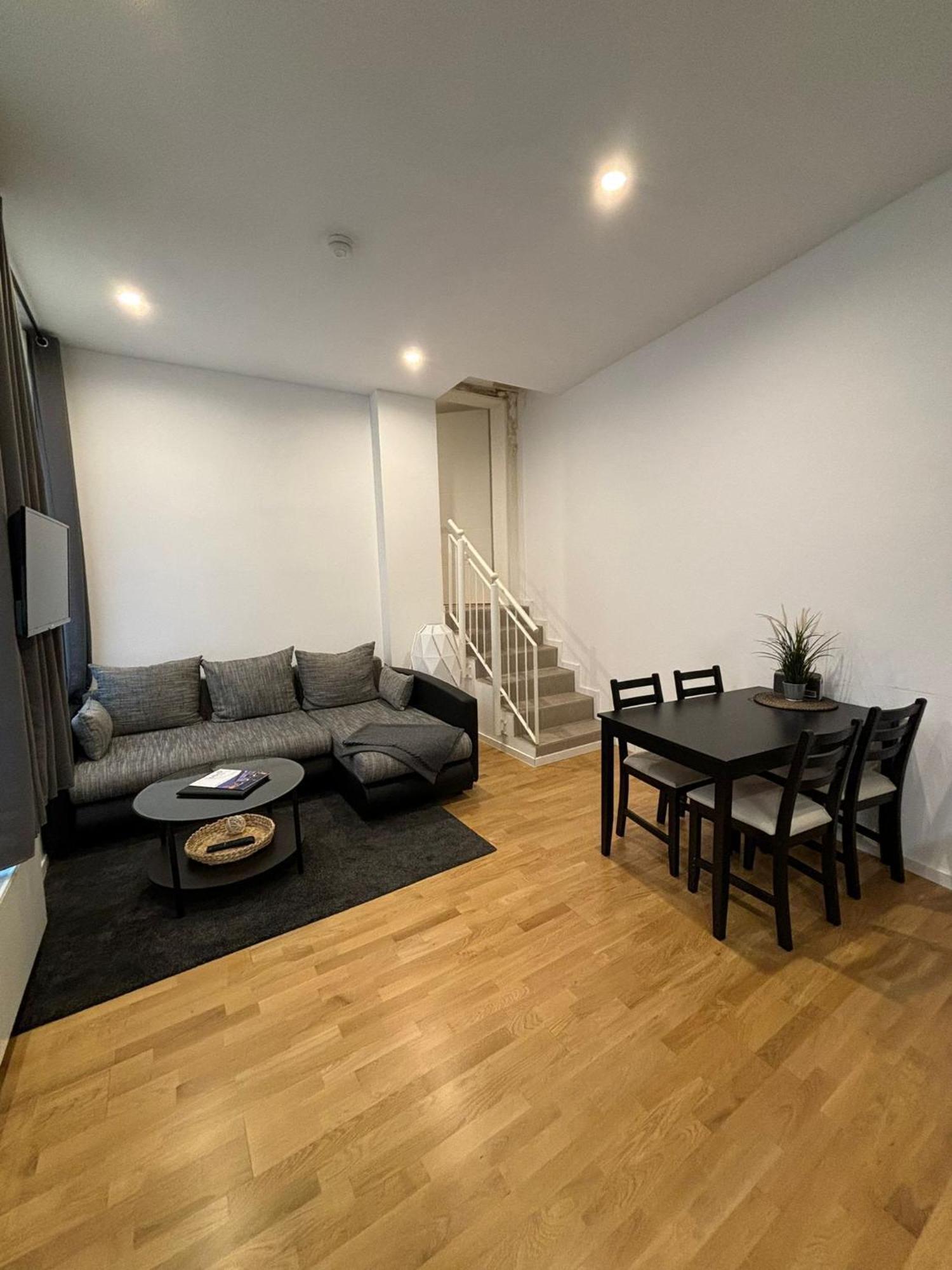 Apartments Am Kaisersaal แอร์ฟวร์ท ภายนอก รูปภาพ